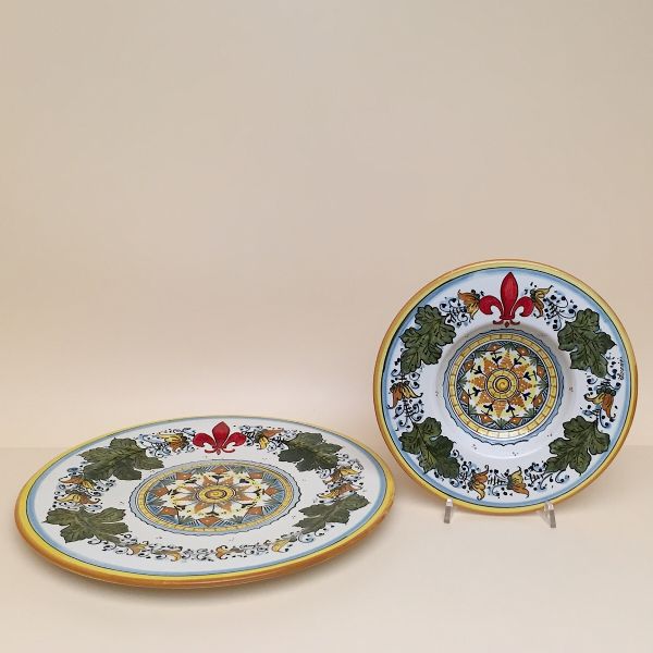 SET OF DINNER PLATES/CHARGERS CM.32D.
